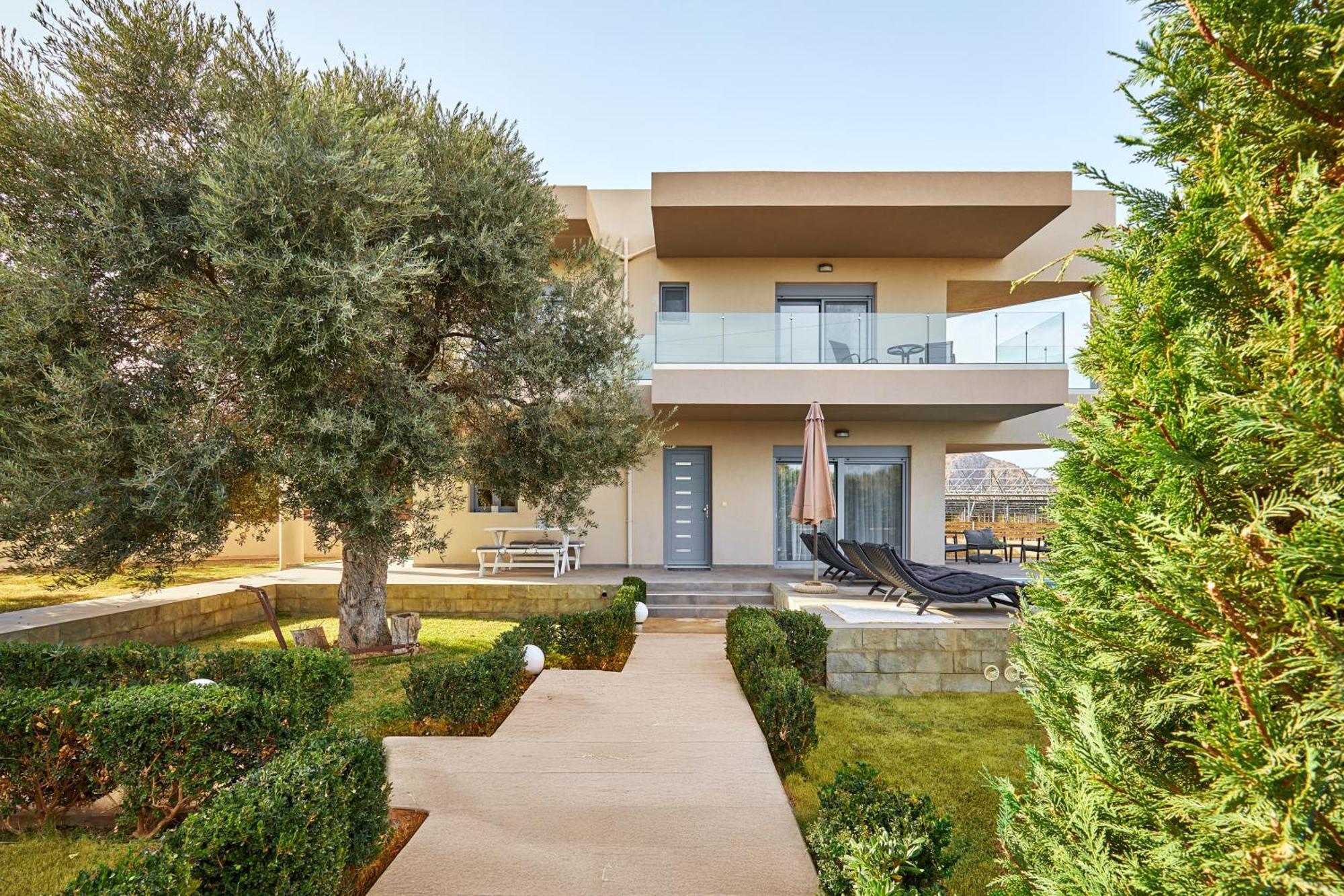 Villa Santa Barbara Hersonisos แอร์ซอนิสซอส ภายนอก รูปภาพ
